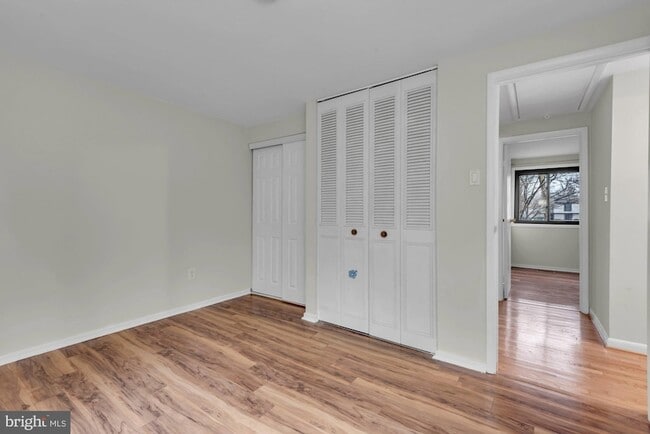 Building Photo - 8856 Youngsea Pl