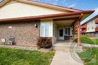 Building Photo - HUGE 2 Bed 1 Bath Cornhusker Creek