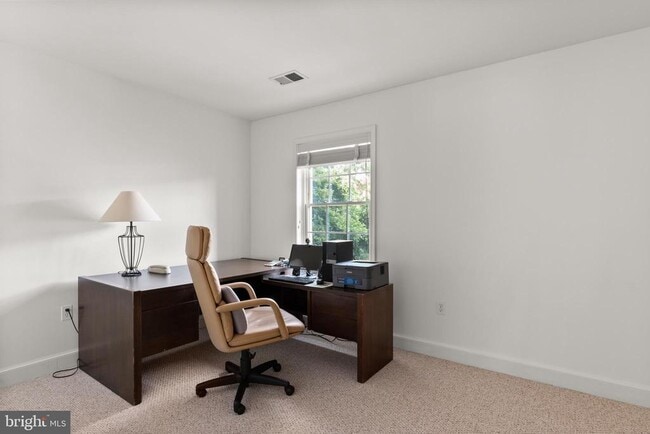 Building Photo - 3611 Winfield Lane Northwest