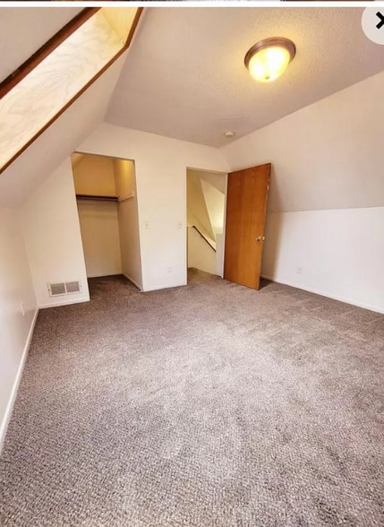 Building Photo - 1782 Ames Pl E