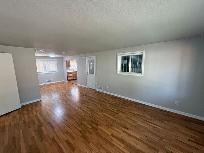 Building Photo - 1332 SW 8th Ave