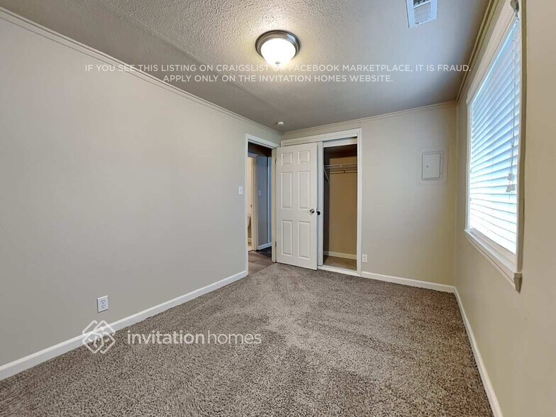 Building Photo - 23804 54th Ave W