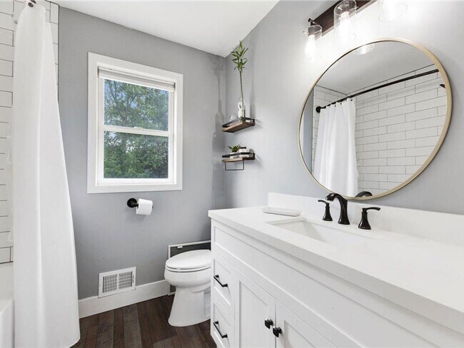 Building Photo - *Short term lease!* Spacious Like-New 2-Story with Office, Fireplace, Sunroom, Gourmet Kitchen & ...