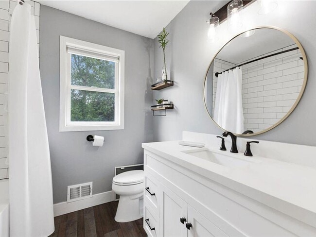 Building Photo - Spacious Like-New 2-Story with Office, Fireplace, Sunroom, Gourmet Kitchen & More!