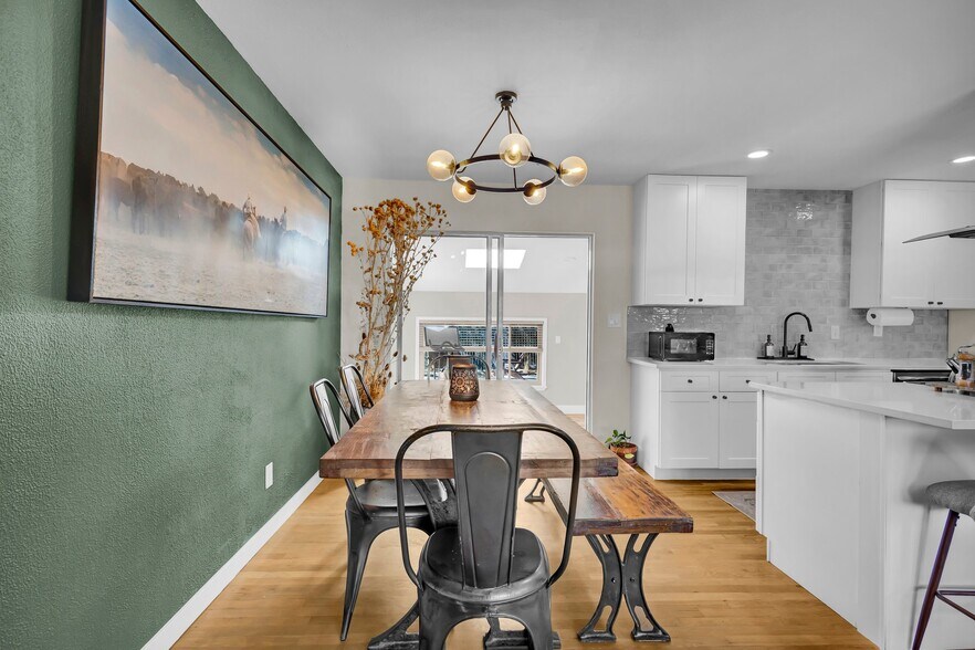 Building Photo - 1319 S Lincoln St