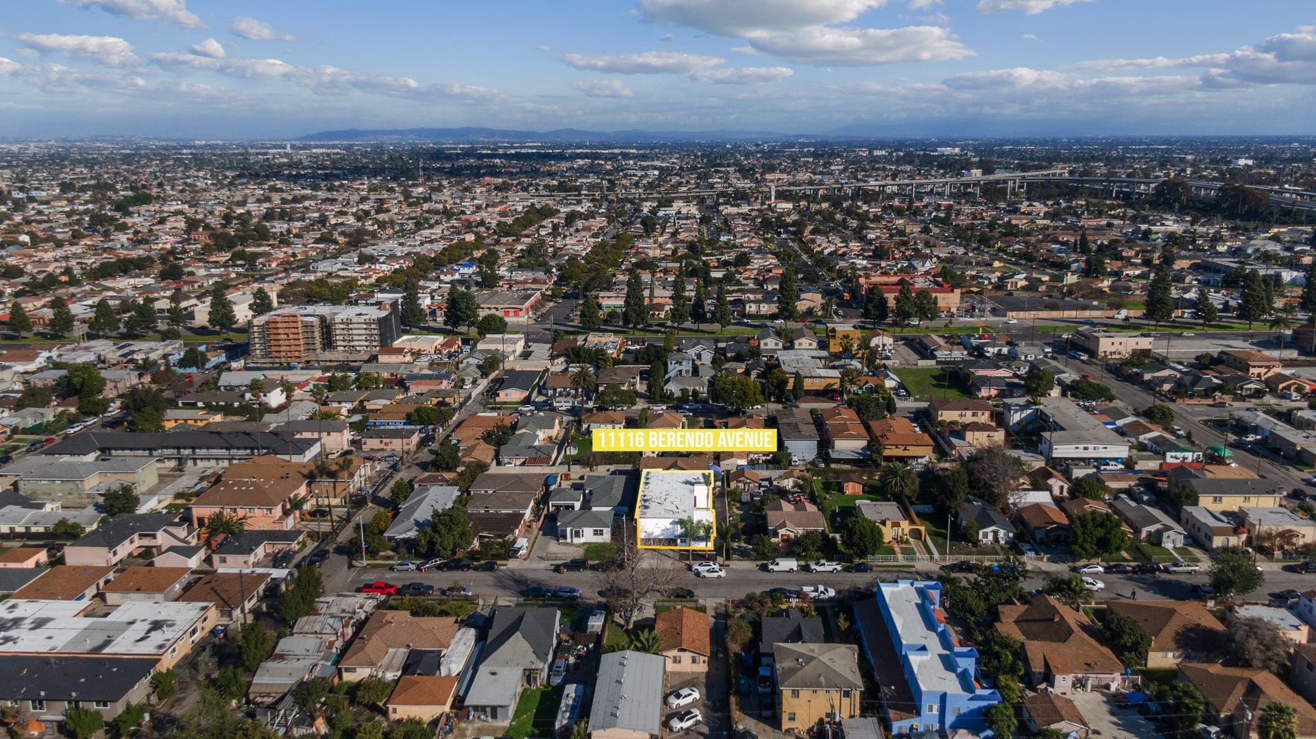 Building Photo - 11116 Berendo Ave