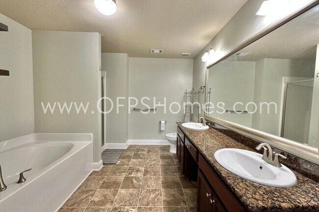 Building Photo - 306 Gauntlet Dr