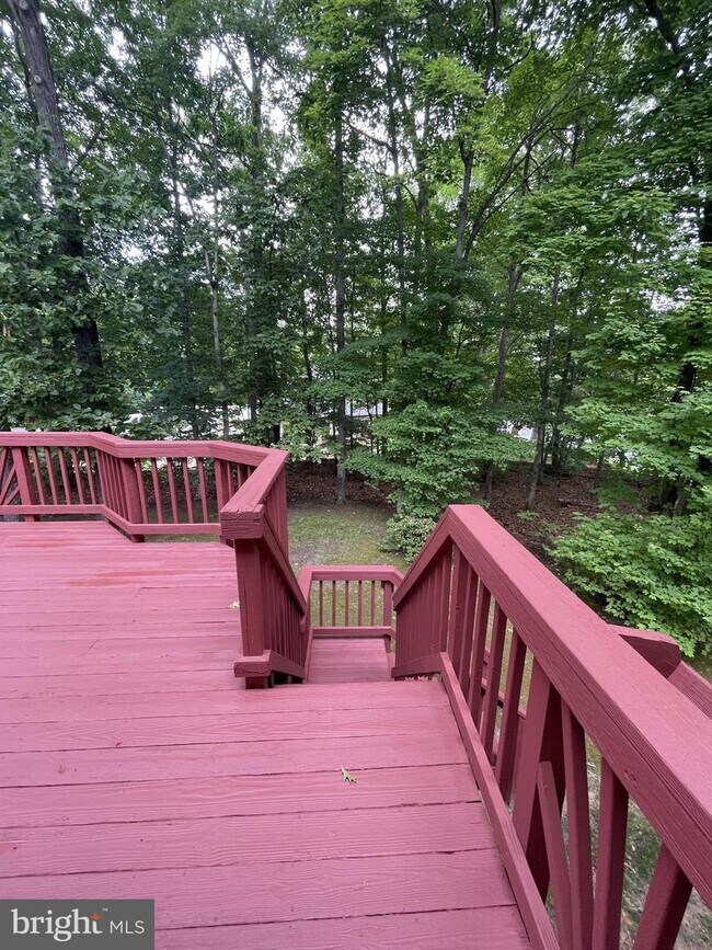 Building Photo - 6463 Honey Tree Ct