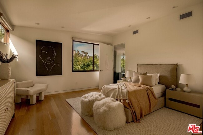 Building Photo - 3218 Maplewood Ave