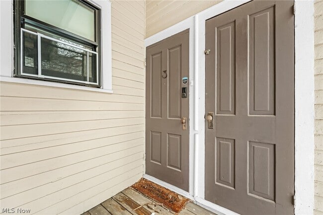 Building Photo - 1009 Kenilworth Ave