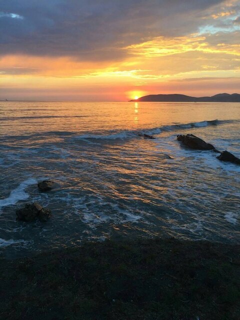 Shell Beach Sunset - 131 Montecito Ave