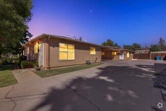 Building Photo - 667 Almond St