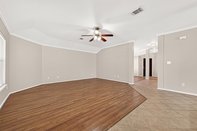 Building Photo - 1646 Martin Lake Dr