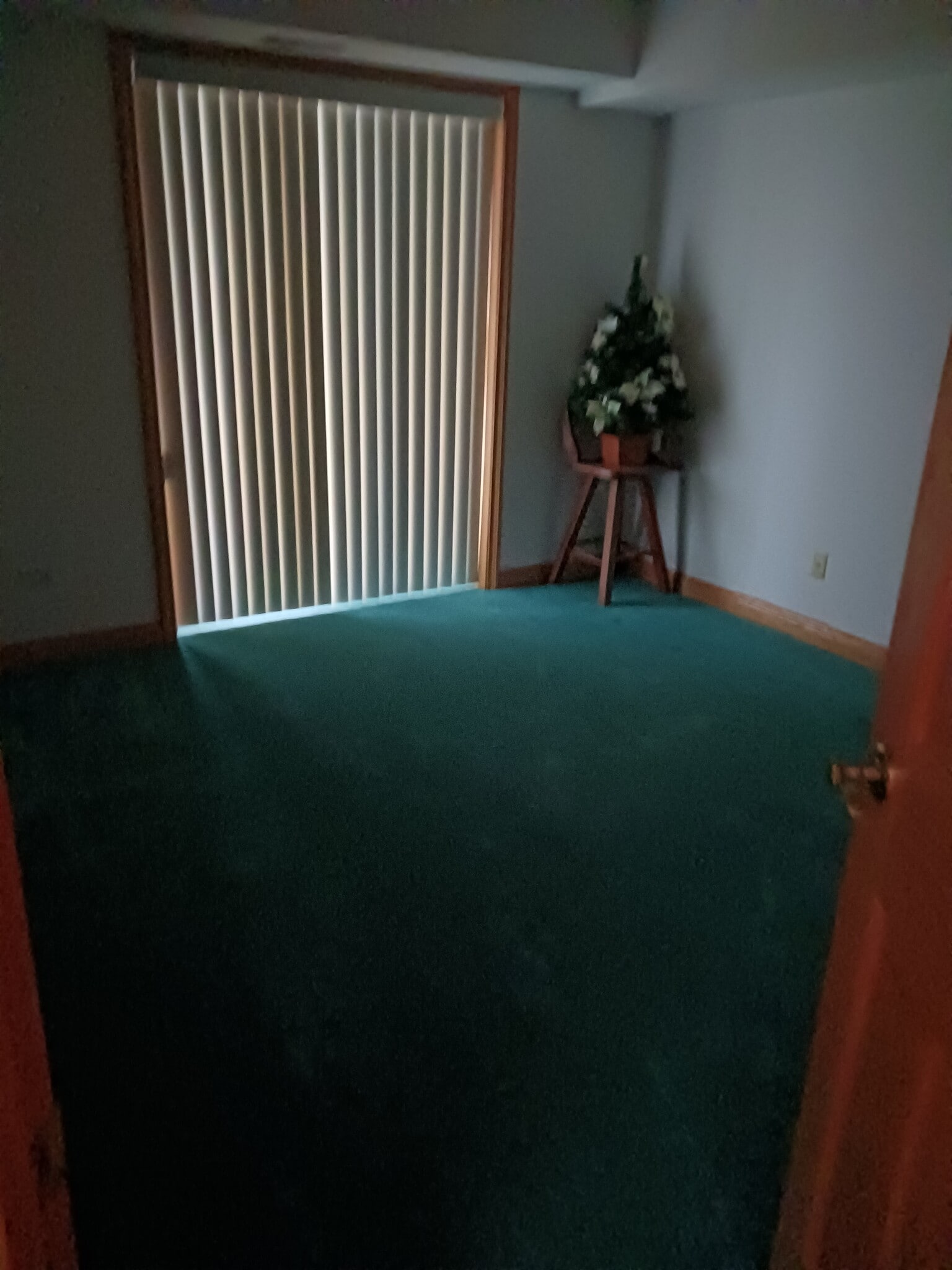 Building Photo - 10515 W Grand Ave