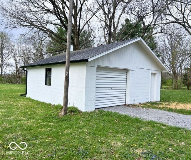 Building Photo - 6640 N 225 W