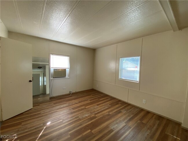 Building Photo - 2331 Gish Ln