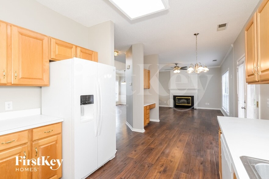 Building Photo - 11330 Wagonford Ln