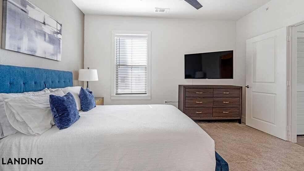 Building Photo - 20915 Wilderness Oak