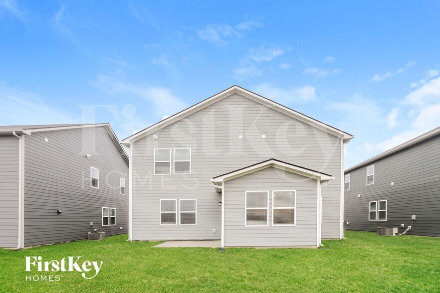 Building Photo - 2464 S Carlota Dr