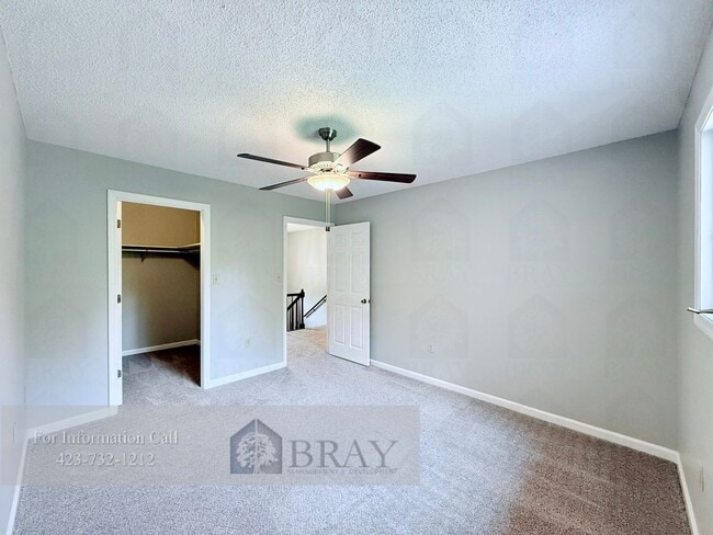 Building Photo - 411 Parkridge Dr