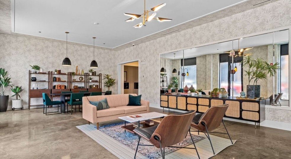 Building Photo - 5108 N Broadway St