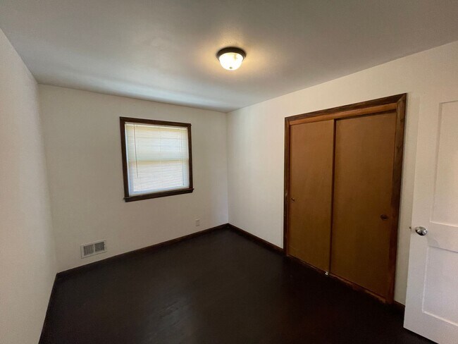 Building Photo - 4820 N 91st St