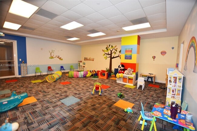 Building Photo - 801 Brickell Key Blvd