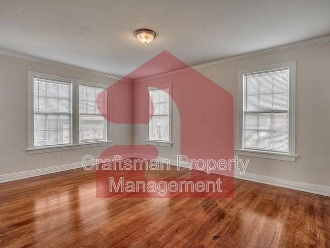 Building Photo - 1801 NW 22nd St