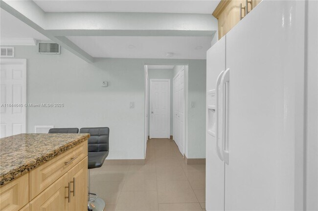 Building Photo - 17101 NW 57th Ave