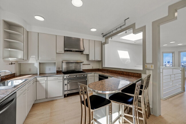 Building Photo - 50 Laidley St