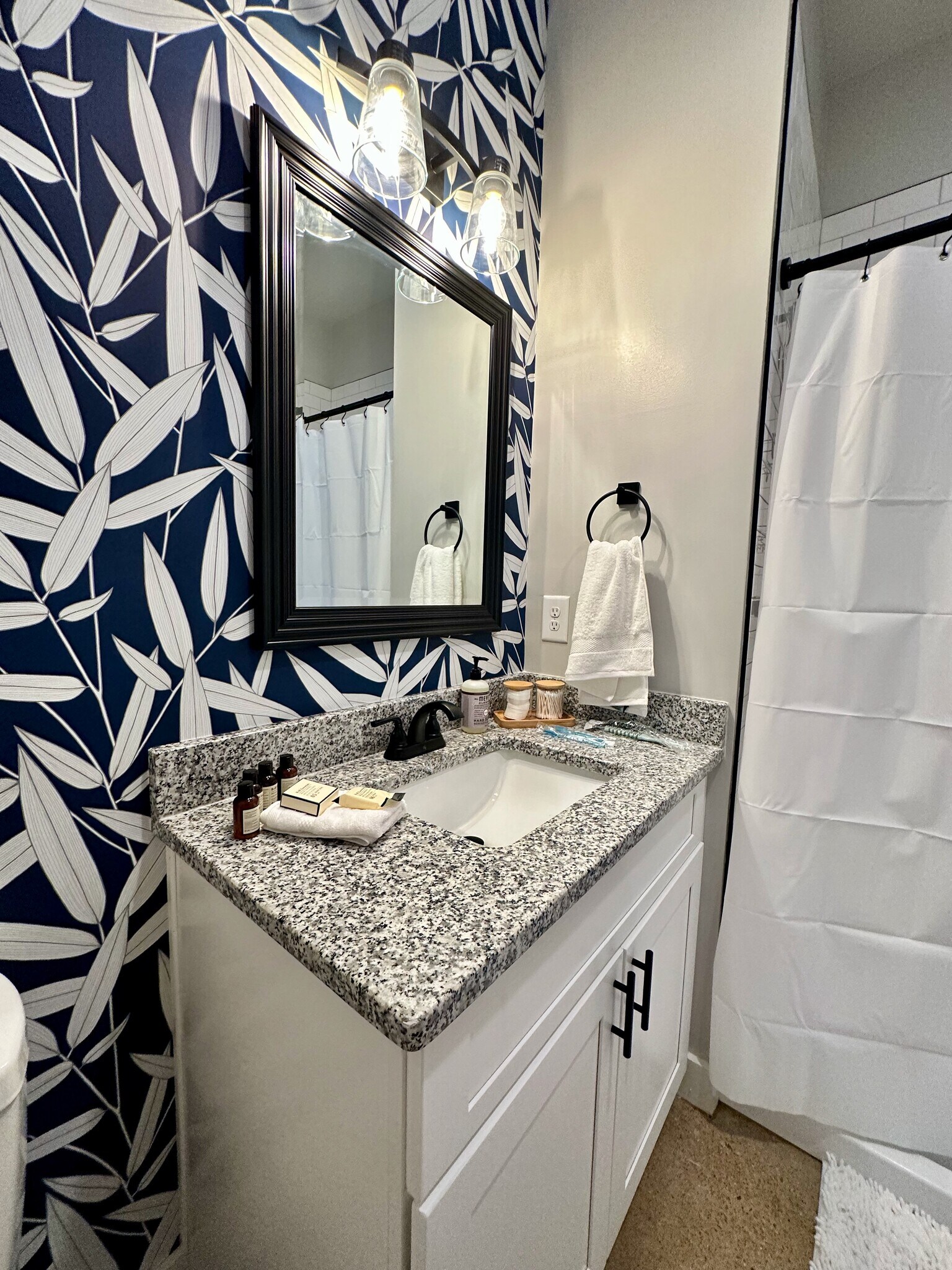 Building Photo - 293 Plus Park Blvd