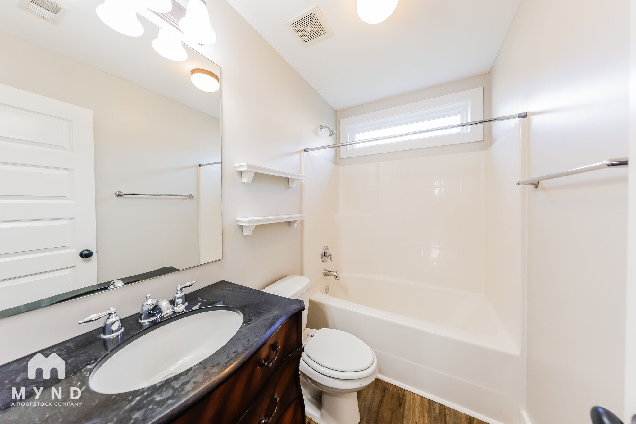 Building Photo - 196 Rossburg Dr