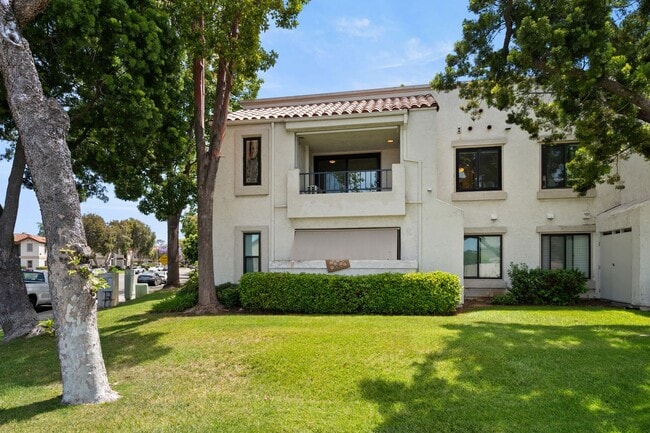 Building Photo - Bright & Spacious Mira Mesa Condo with Dual Primary Suites