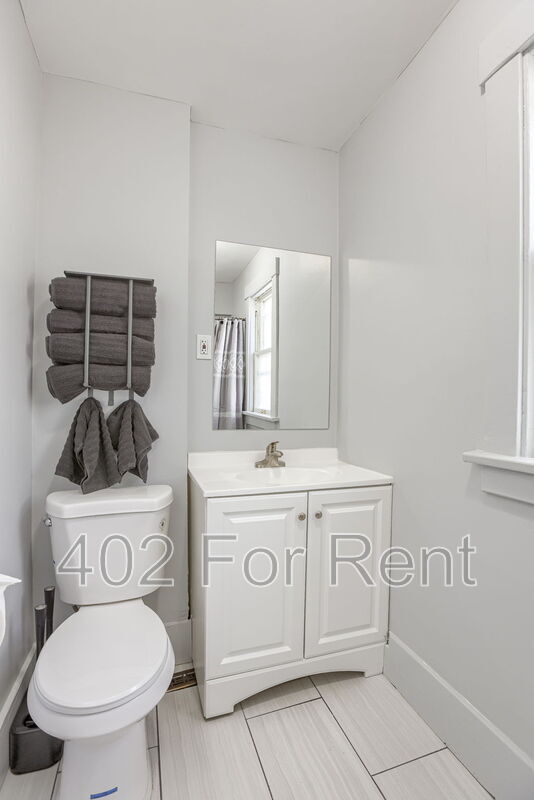 Building Photo - 4806 Charles St