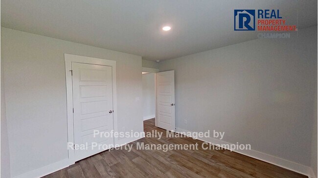 Building Photo - Brand New 5 BD/3 BA Home w/Open Layout and...