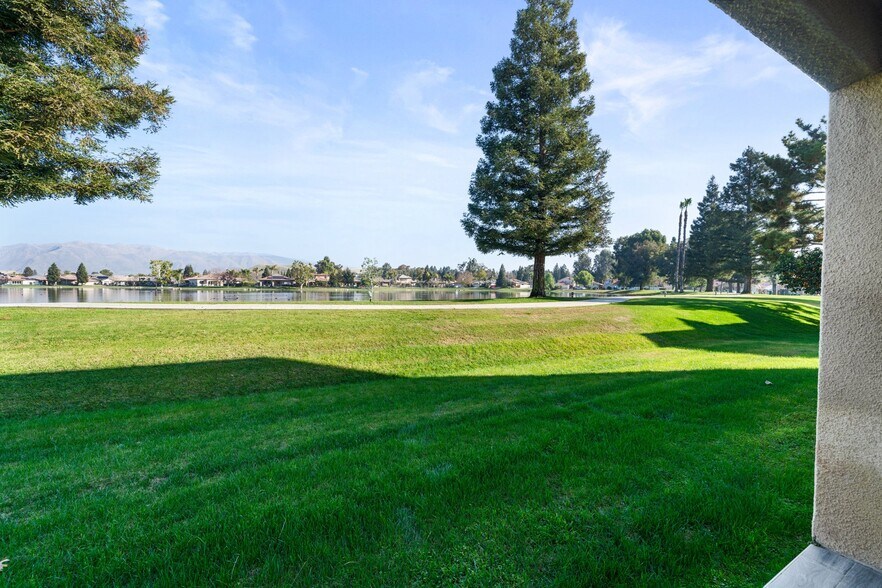 Building Photo - 14500 Palmas Dr