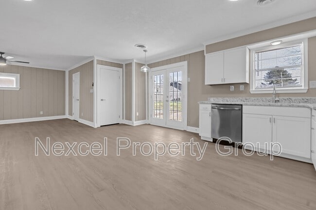 Building Photo - 8254 Whitebrook Dr