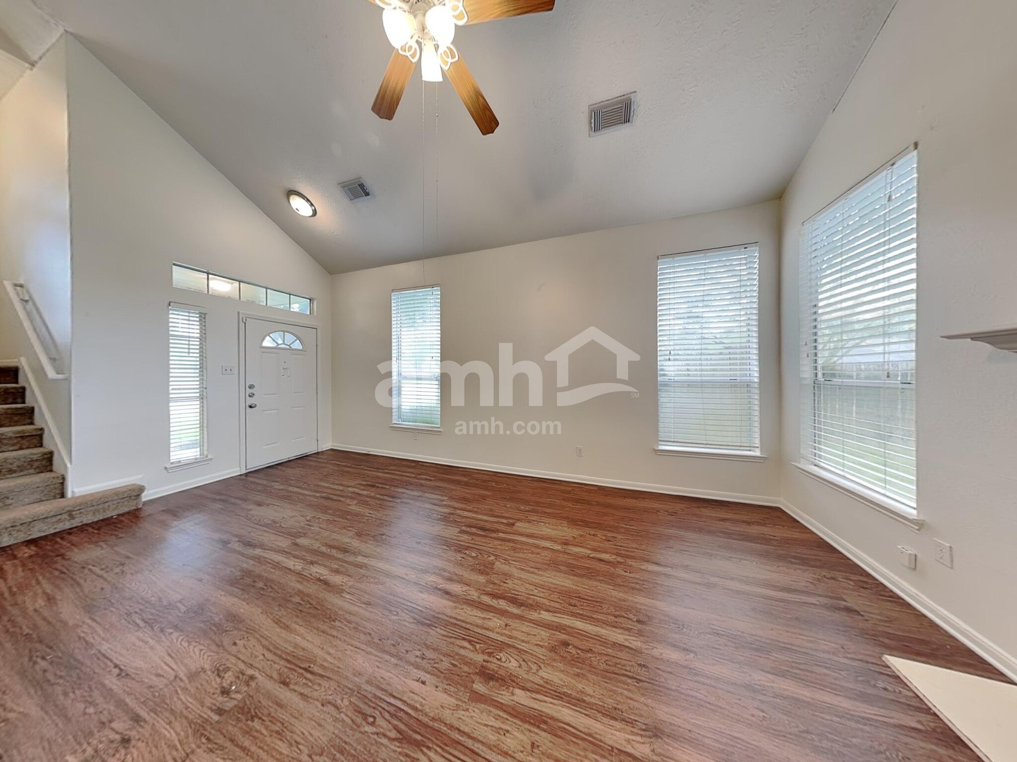 Building Photo - 9220 Mahan Dr