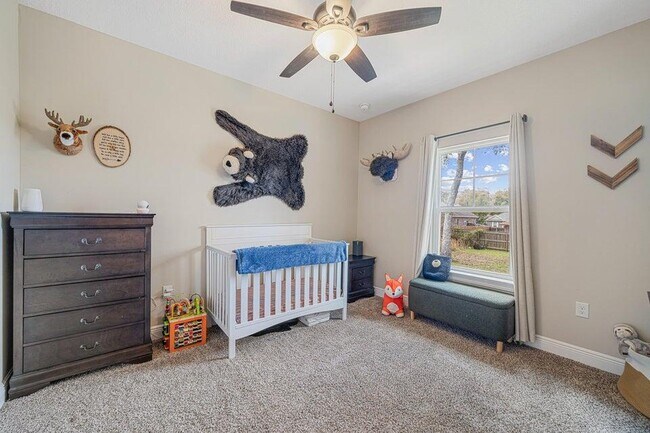 Building Photo - 6030 W Dogwood Dr