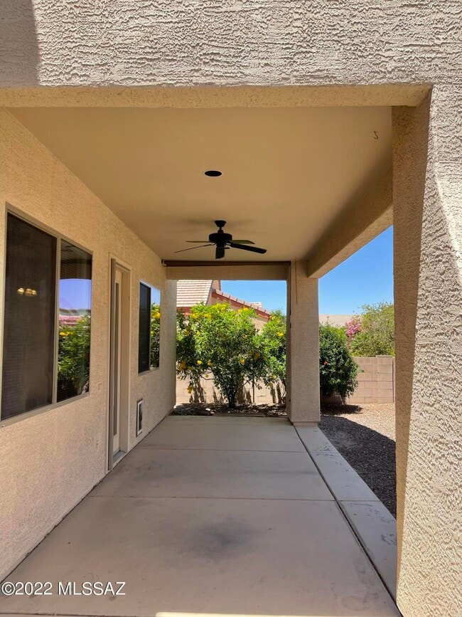 Building Photo - 5320 W Christmas Cholla St