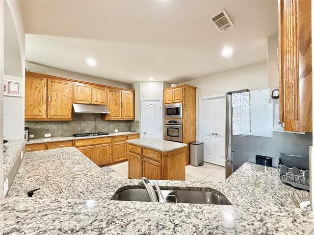 Building Photo - 7430 Hidden Cove Ln