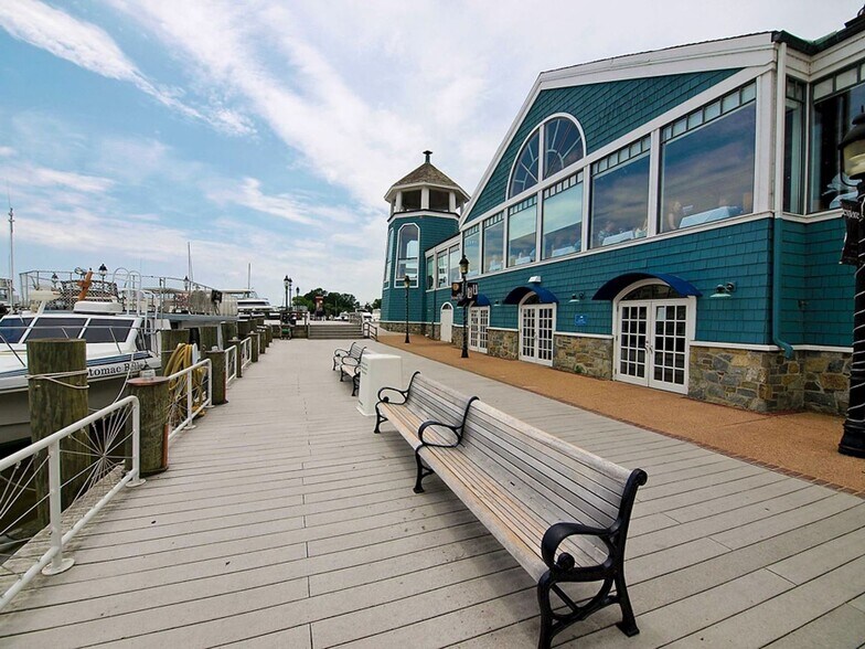 Building Photo - 2301 Farrington Ave