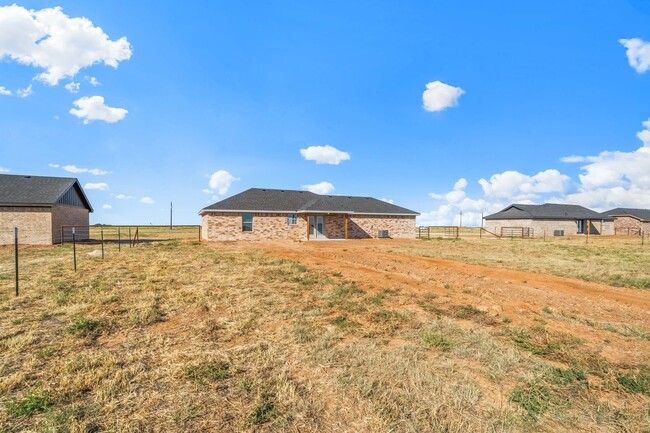 Building Photo - New Construction Home In Idalou ISD!