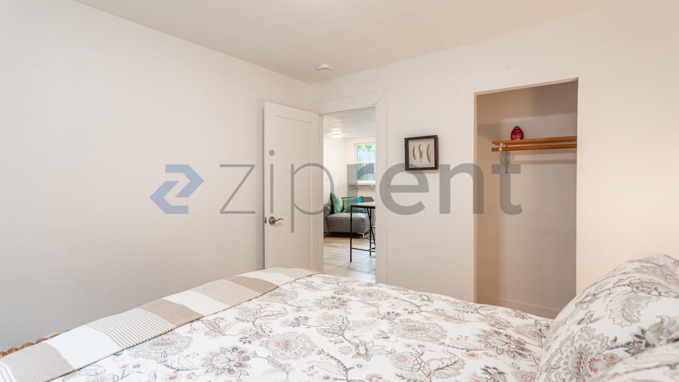 Building Photo - 6010 Cazadero Hwy