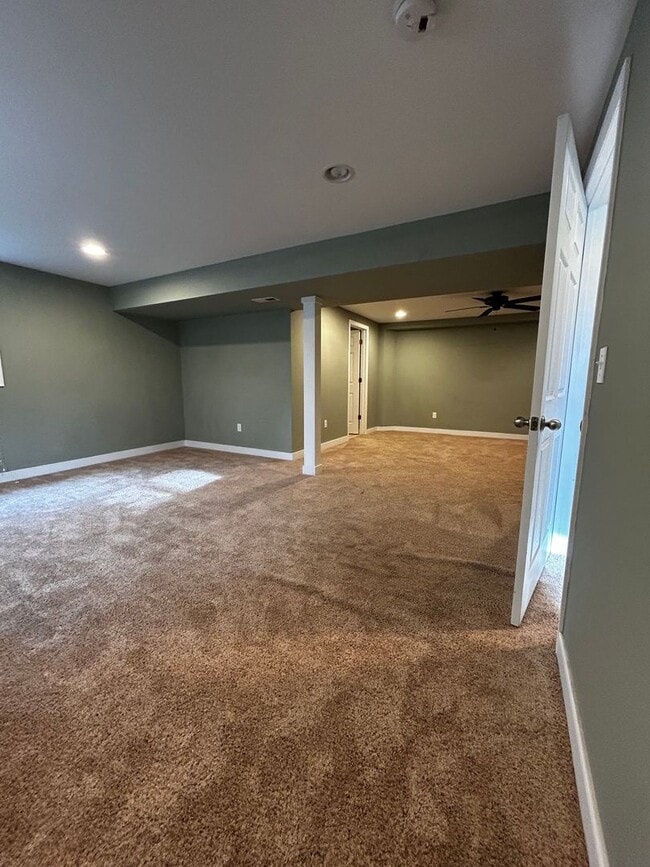 Building Photo - Single family home in Forest