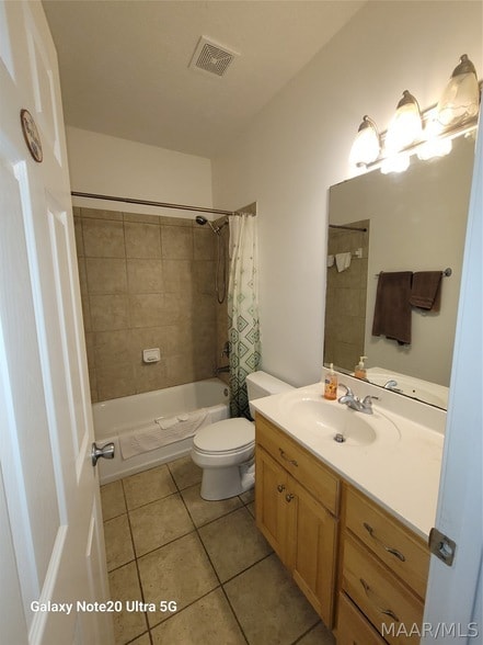 Building Photo - 77 Groves Ln