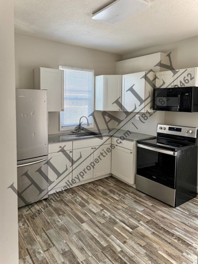 Building Photo - 1611 S 7th St