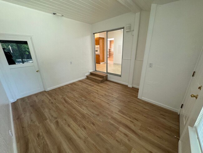 Building Photo - 1449 Gary Way