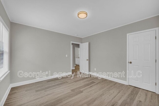 Building Photo - 36 Andrews Ct