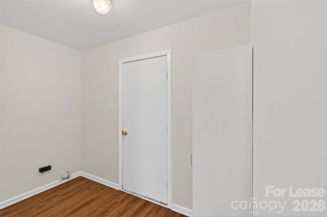 Building Photo - 458 Settlers Ridge Dr